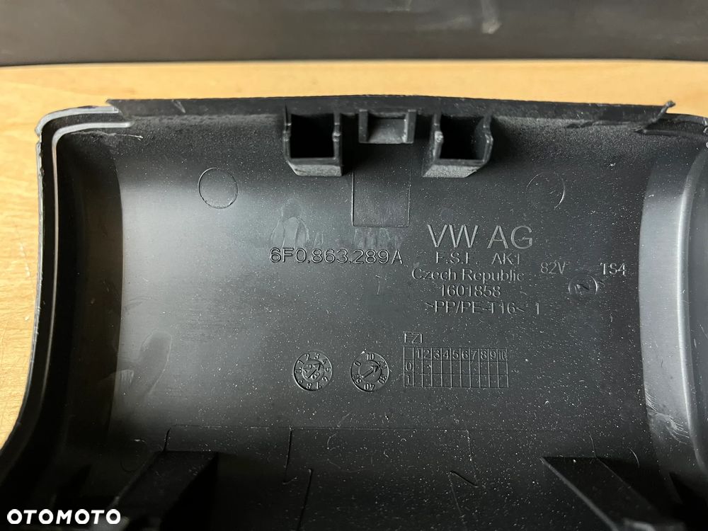 VW Volkswagen Polo Osłona tunelu środkowego ładowarka port USB-C 6F0863289A 2G6035718 - 3