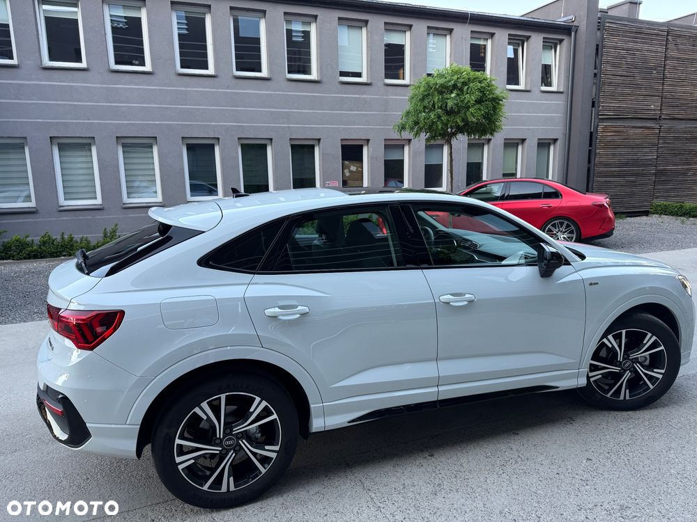 Audi Q3 Sportback 40 TFSI Quattro S-Line S tronic - 17
