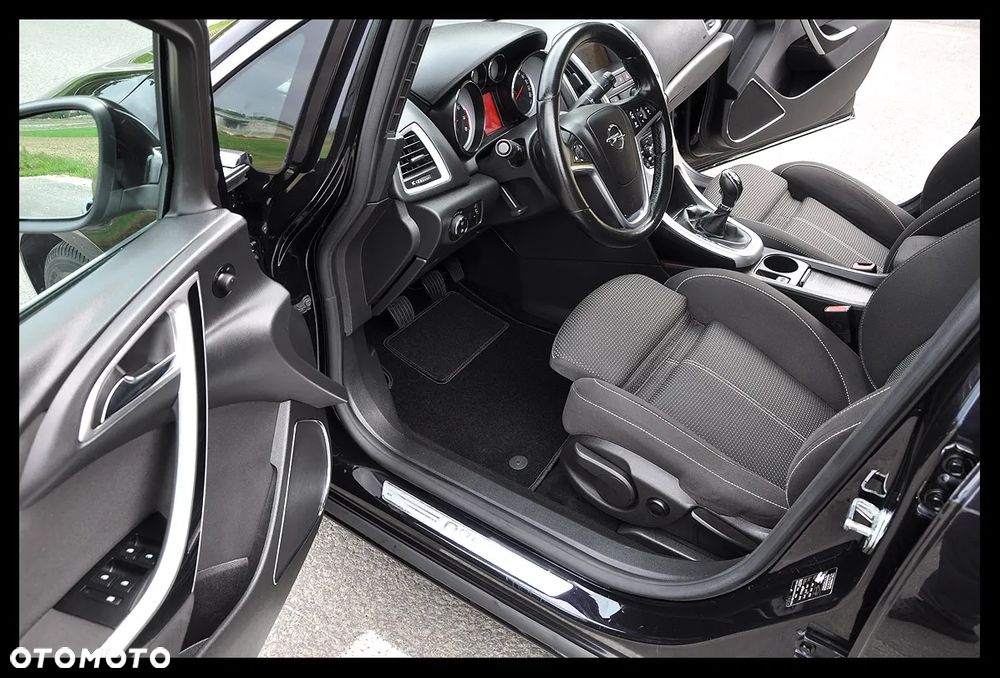Opel Astra 1.4 Turbo Innovation - 27