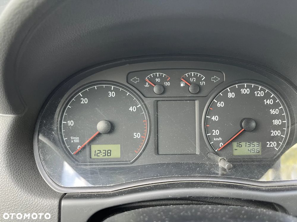 Volkswagen Polo 1.4 TDI Comfortline - 6