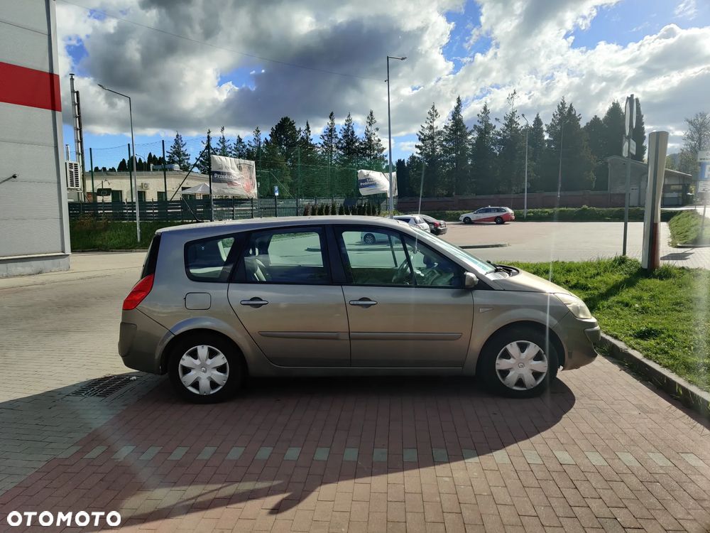 Renault Grand Scenic Gr 1.9 dCi Privilege - 4