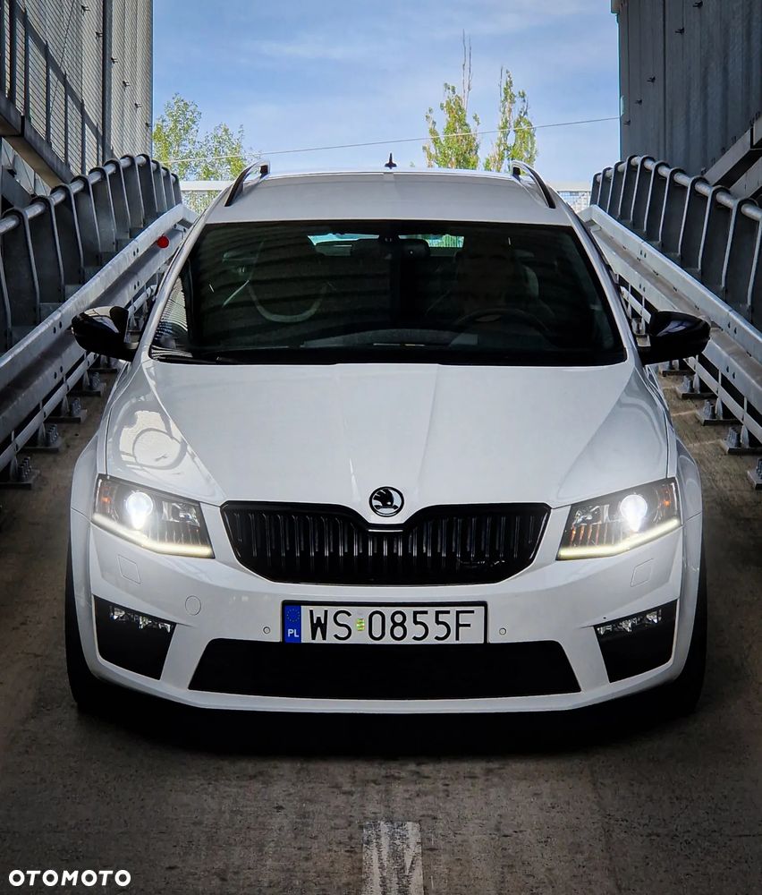 Skoda Octavia 2.0 TSI RS DSG - 5