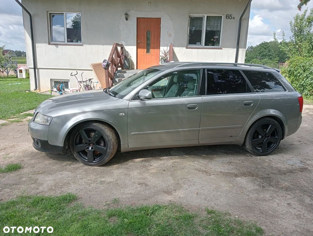 Audi A4 Avant - 10