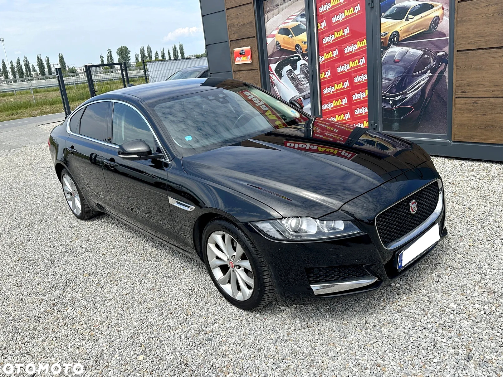 Jaguar XF 2.0 T Prestige - 2
