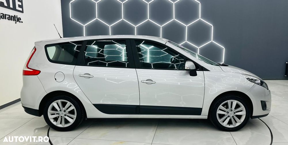 Renault Grand Scenic 1.5 dCi Authentique - 33