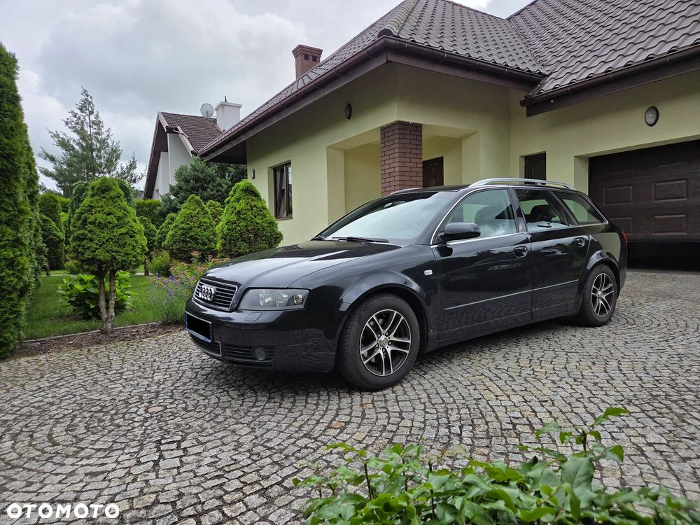 Audi A4 Avant - 1