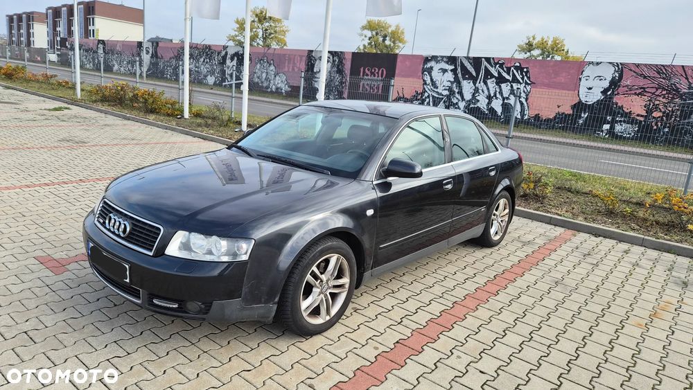 Audi A4 2003 photo 2