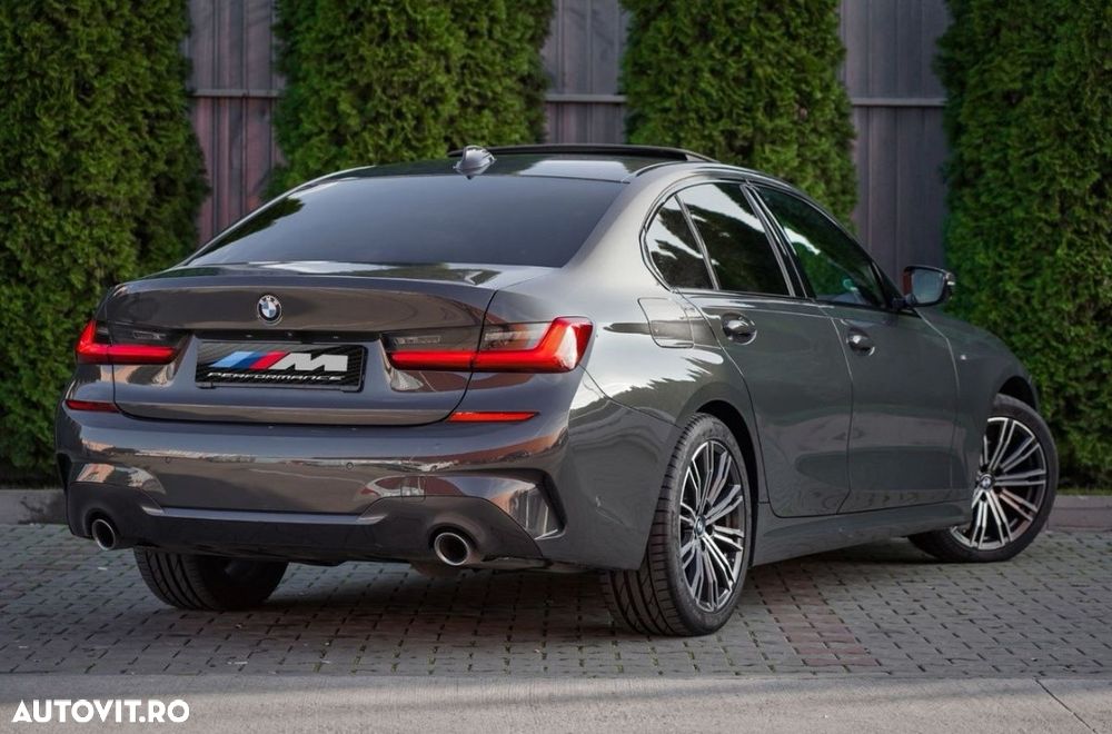 BMW Seria 3 320d Aut. - 14