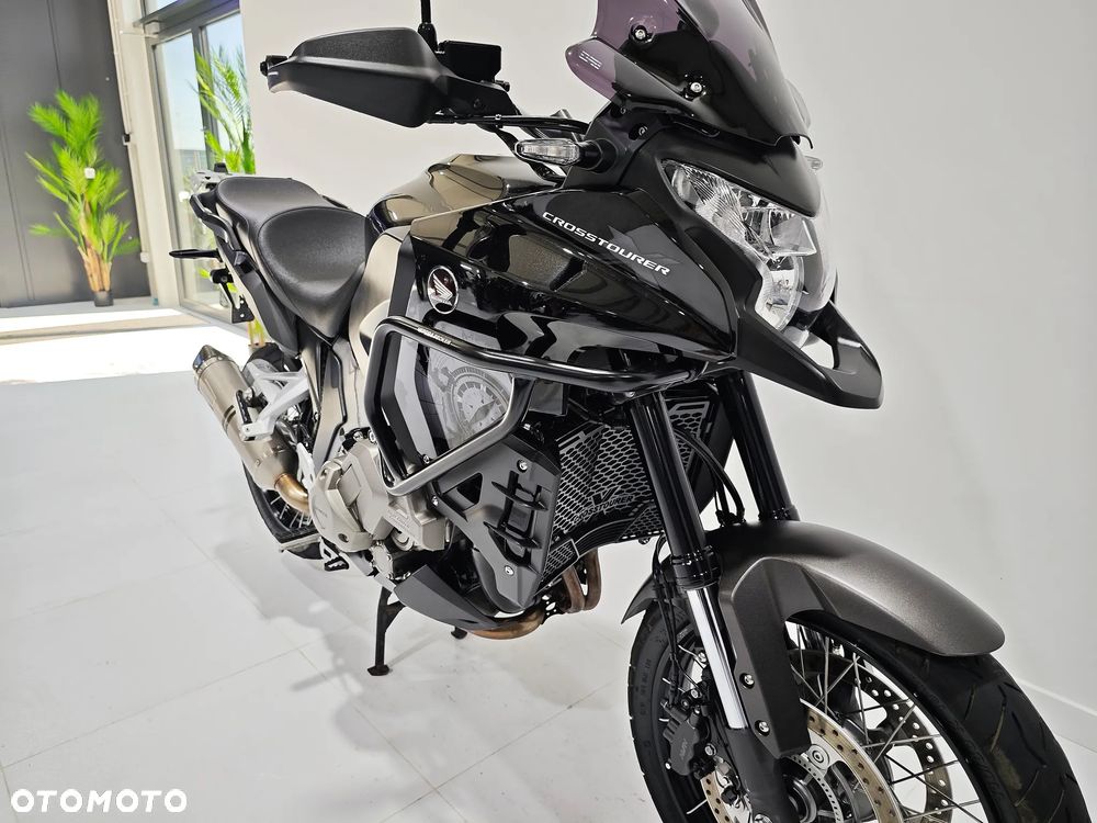 Honda VFR - 9