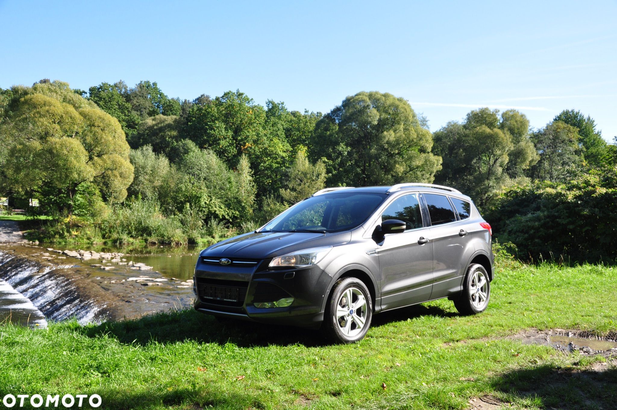 Ford Kuga 1.6 EcoBoost 2x4 Titanium - 1