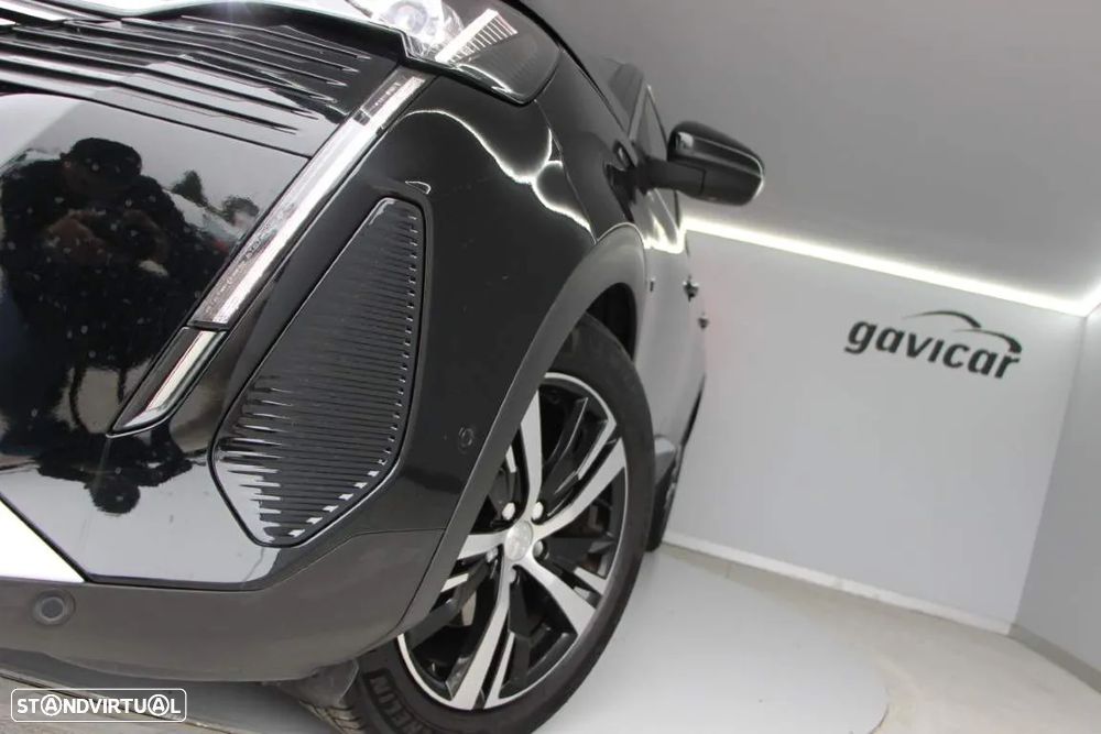 Peugeot 5008 1.5 BlueHDi GT EAT8 - 23