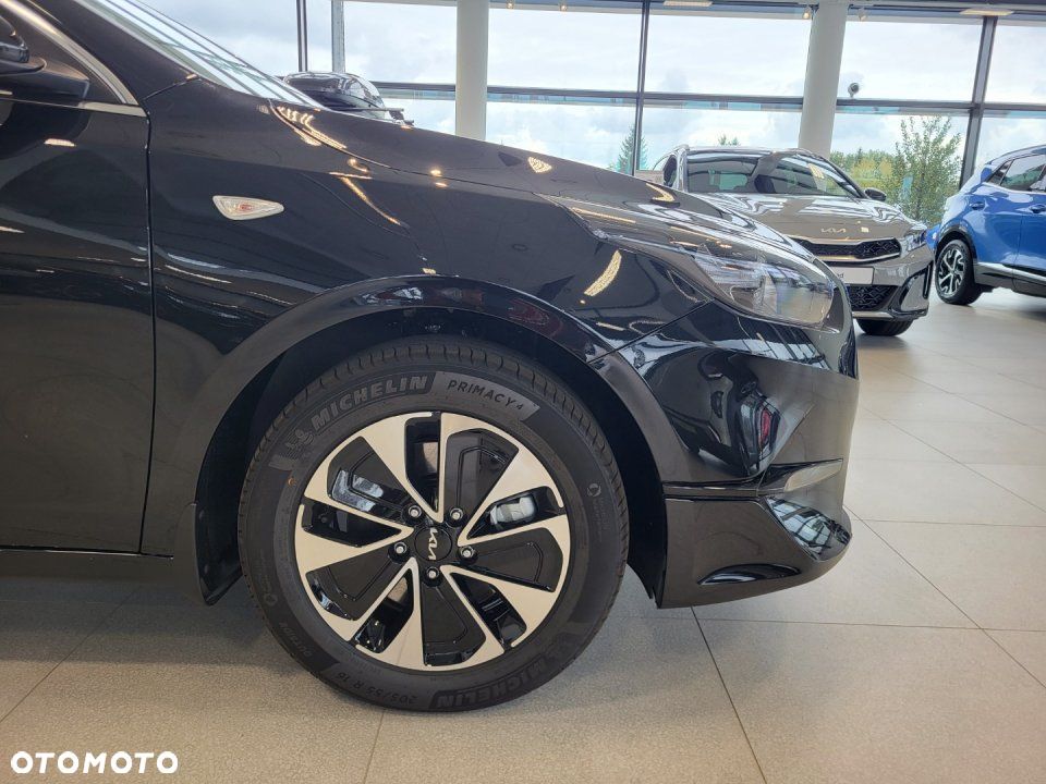 Kia Ceed - 30