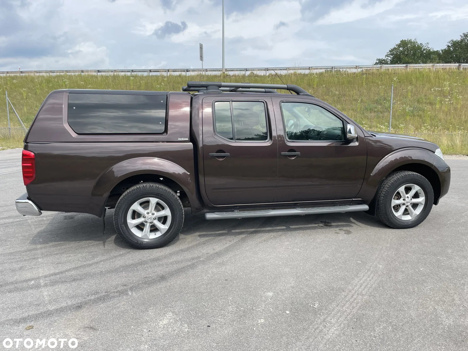 Nissan Navara 2.5 D Platinum Long - 12