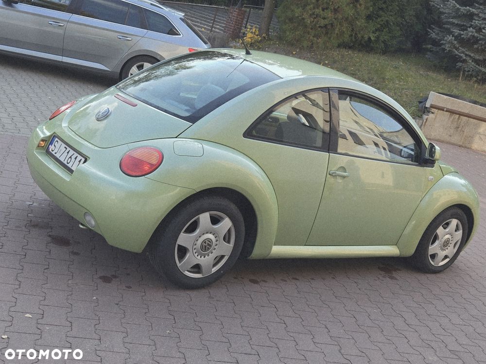 Volkswagen New Beetle - 3