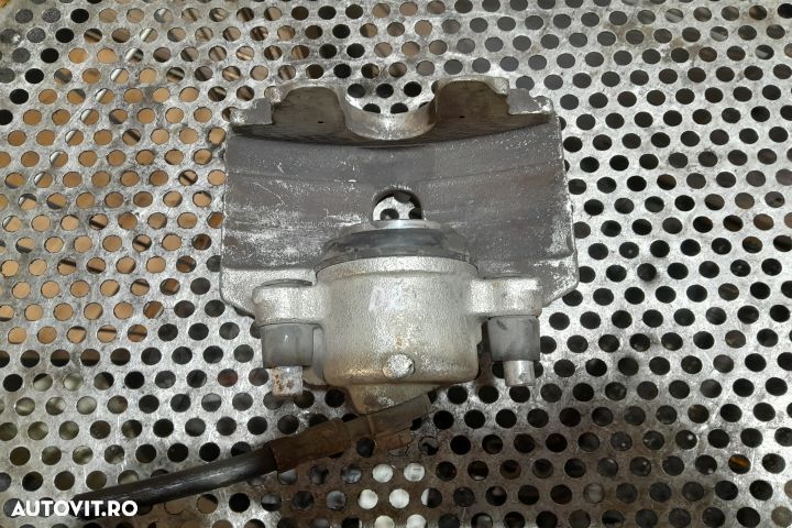 Etrier fata dreapta Volkswagen VW Passat B6 [2005 - 2010] Sedan 4-usi - 4