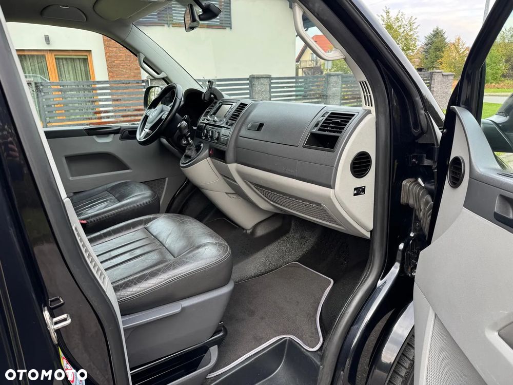 Volkswagen TRANSPORTER T5 - 17