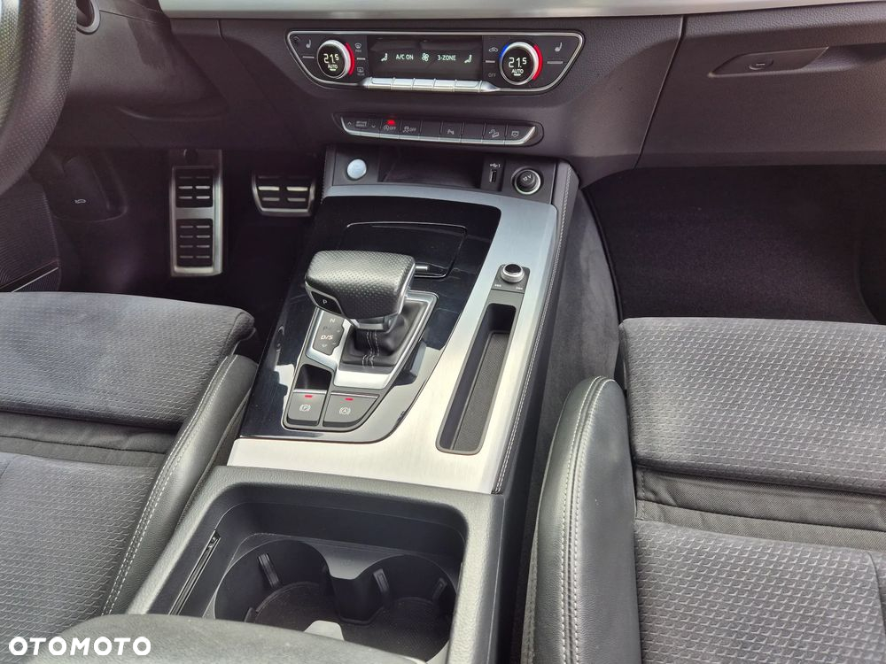 Audi Q5 40 TDI quattro S tronic sport - 16