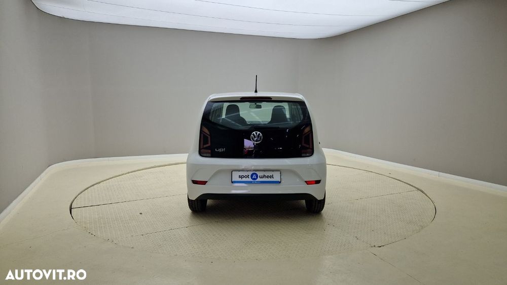 Volkswagen up! - 8