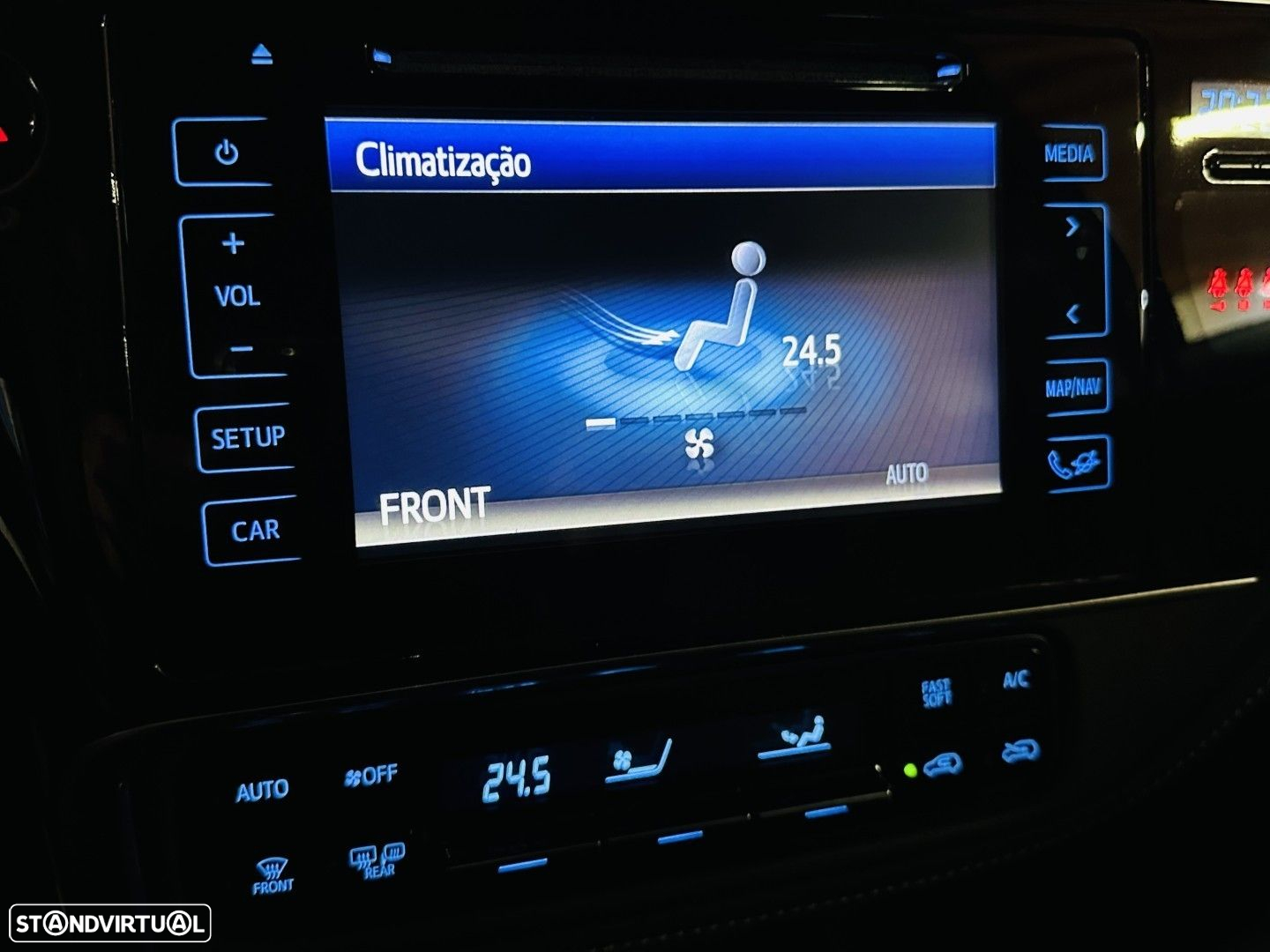 Toyota Auris Touring Sports 1.8 HSD Comfort +P.Sport+Navi - 14