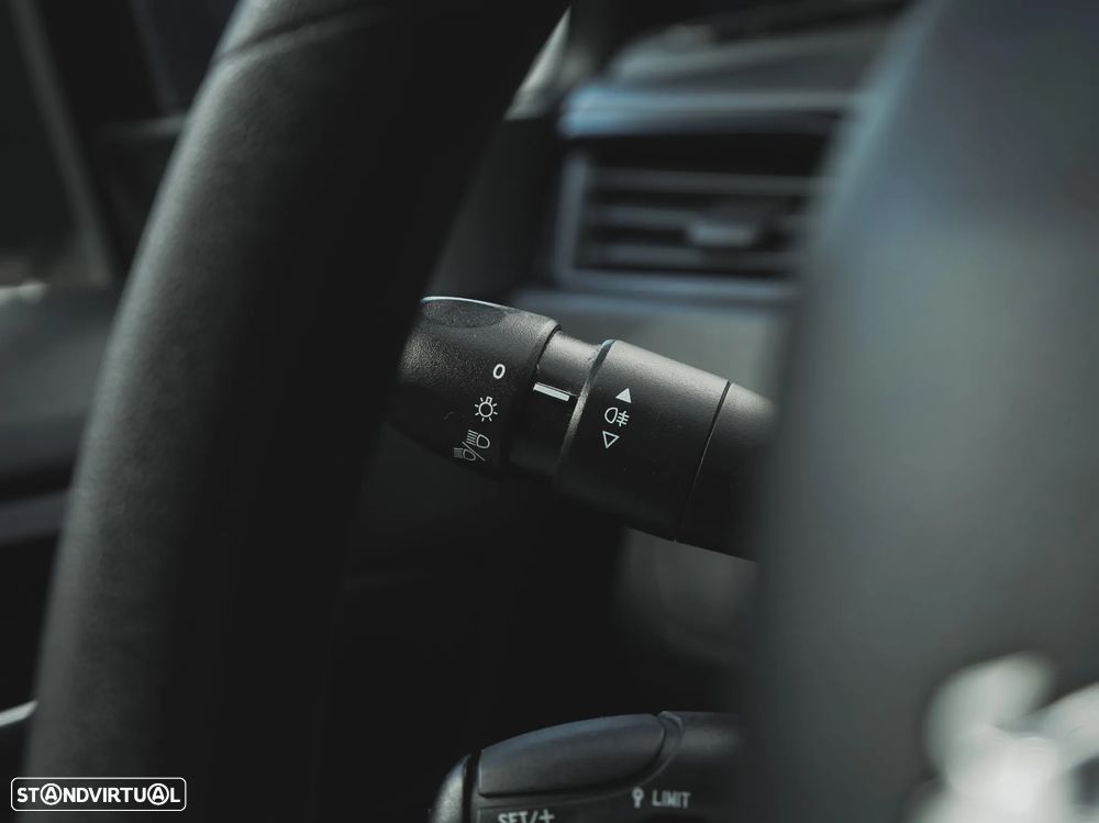 Peugeot 208 PureTech 82 Urban Move - 12