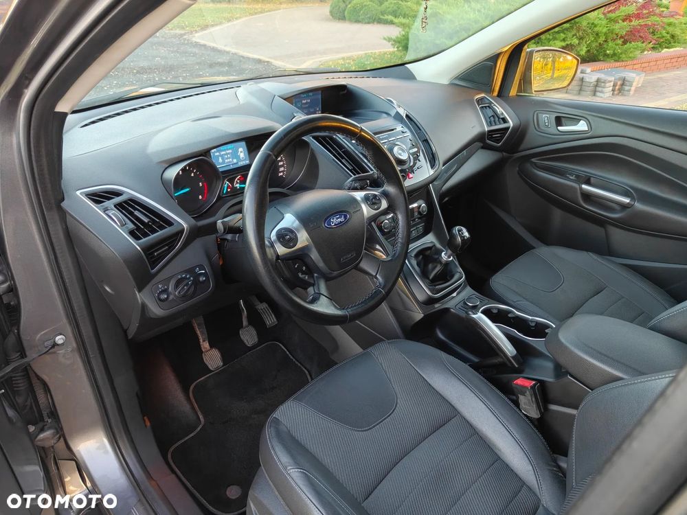 Ford Kuga 2.0 TDCi 4WD Titanium Plus - 14
