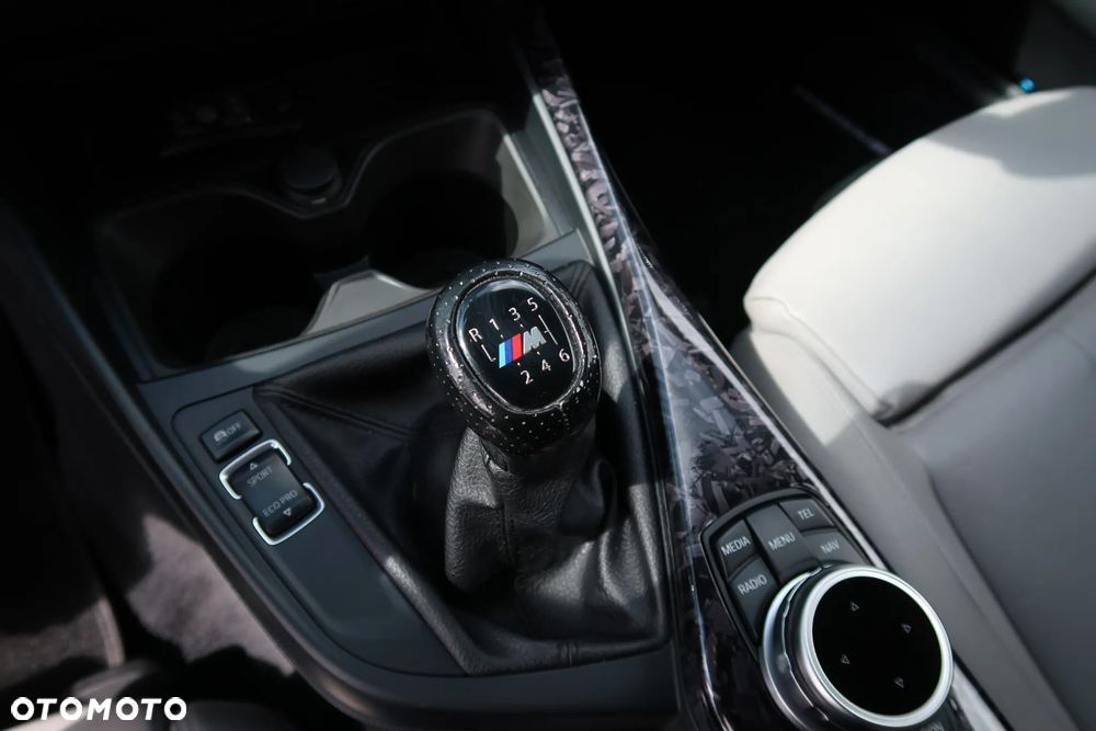BMW Seria 1 120d xDrive Sport Line - 33