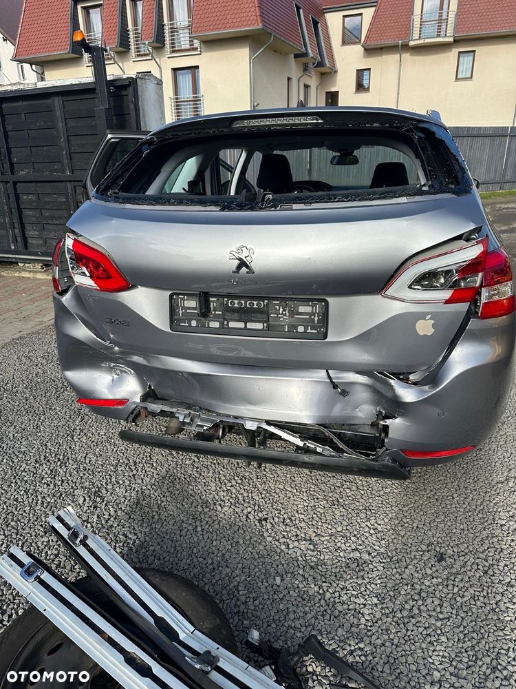 Peugeot 308 - 6