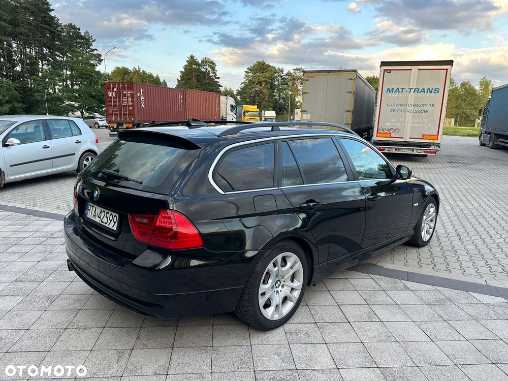 BMW Seria 3 330d - 17