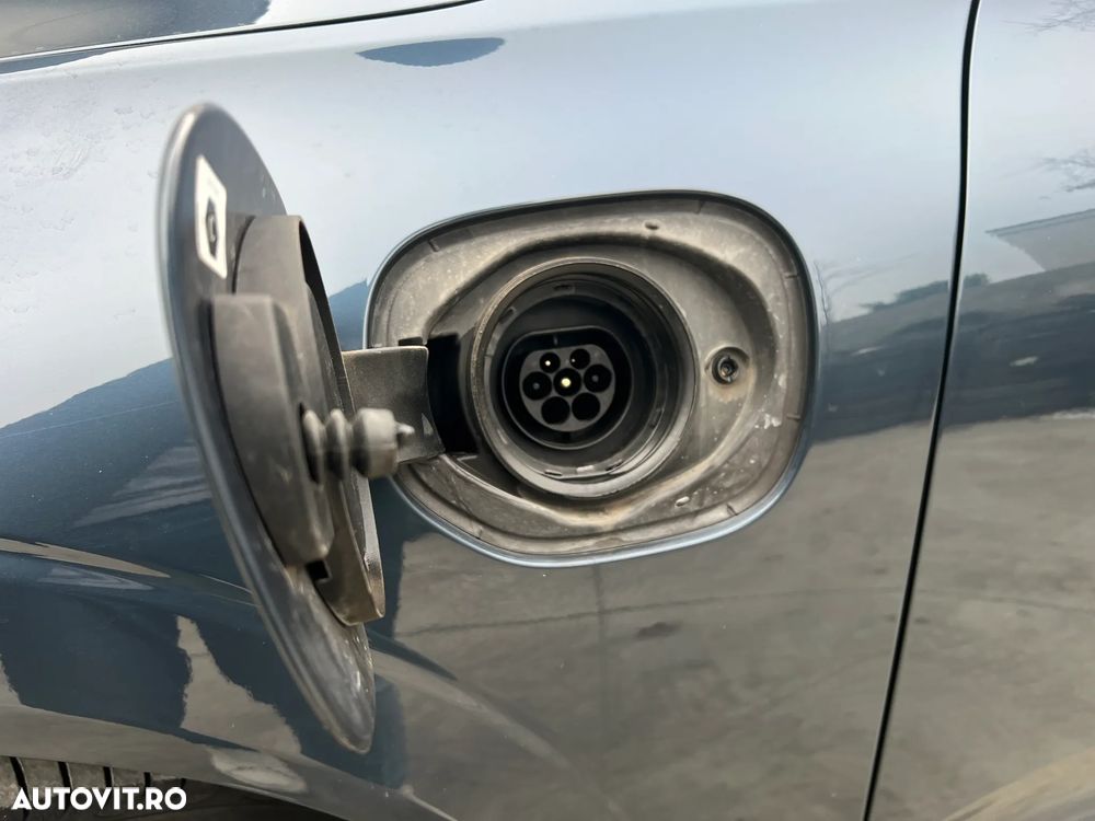 Volvo XC 60 T6 AWD Recharge Geartronic Inscription - 11