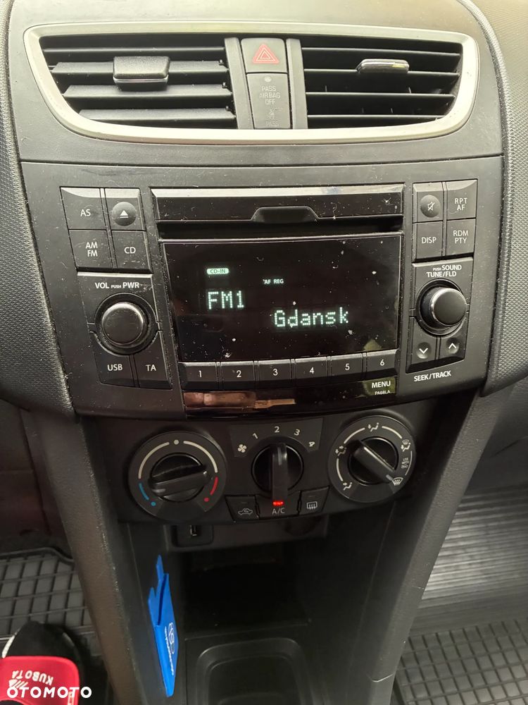 Suzuki Swift 1.2 Premium - 10