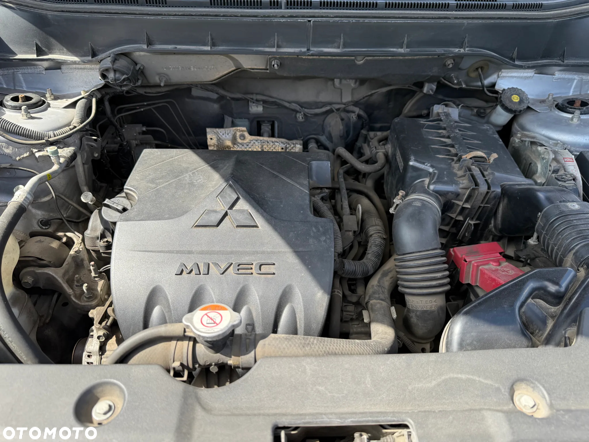 Mitsubishi ASX 1.6 Active - 12