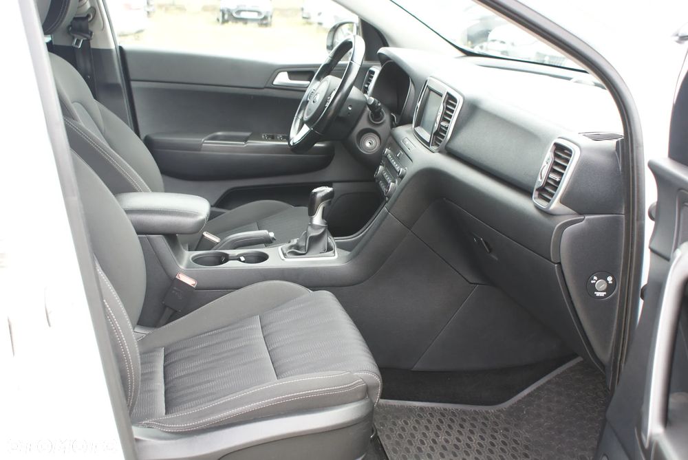 Kia Sportage 1.6 GDI L 2WD - 22