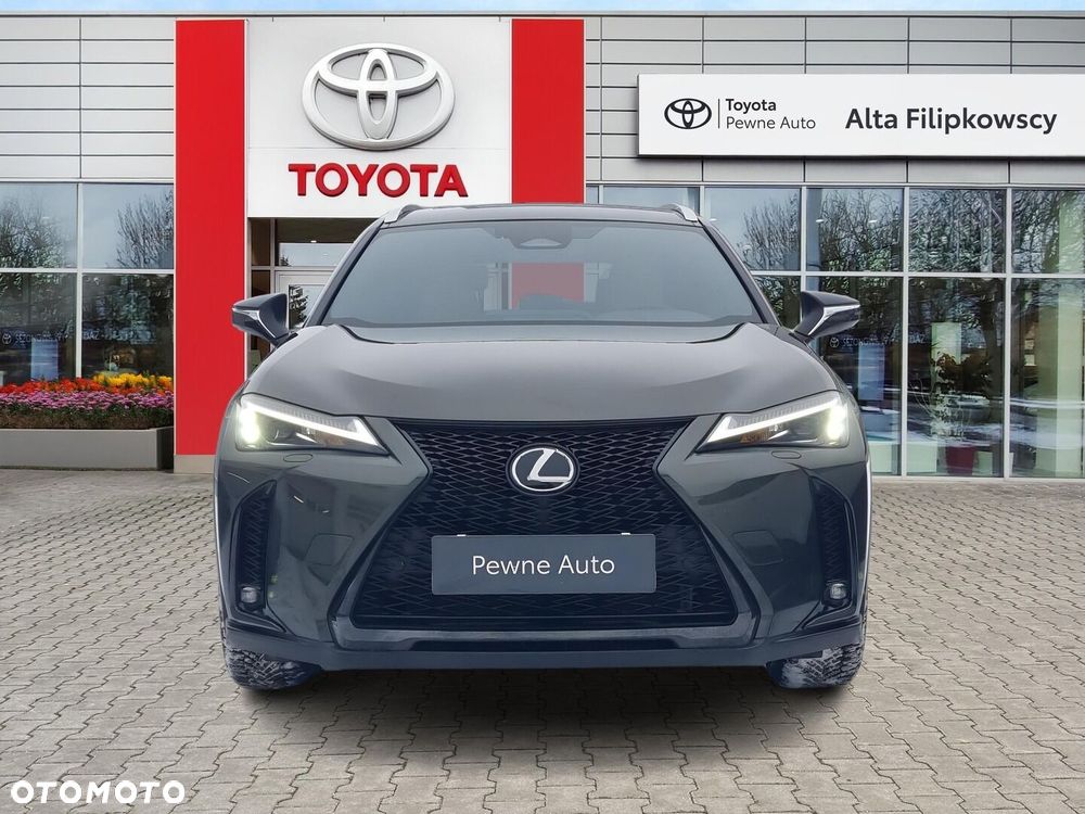 Lexus UX 300h F Sport Design - 8