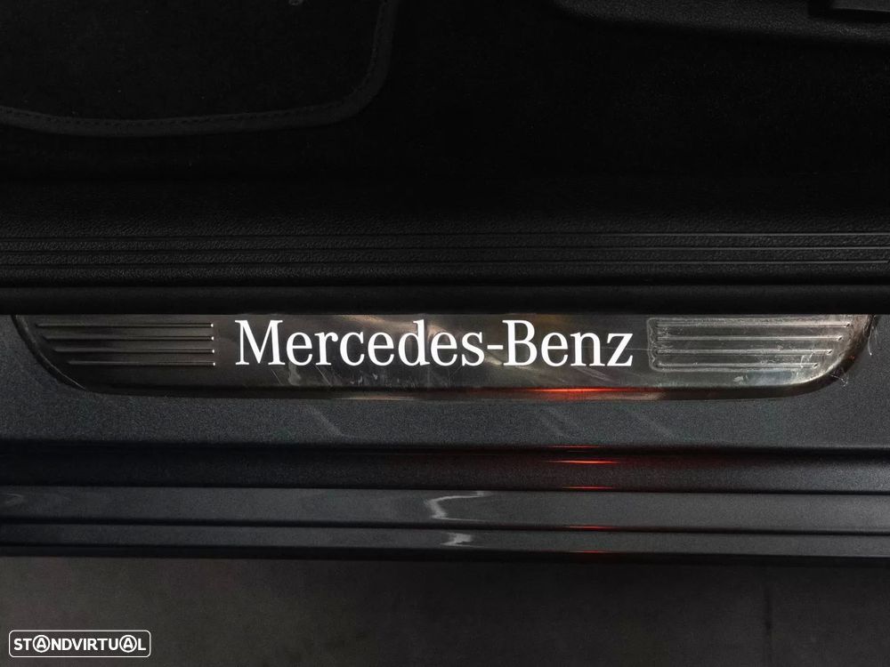 Mercedes-Benz E 300 de Avantgarde - 18