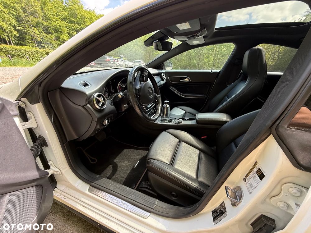 Mercedes-Benz CLA 250 4Matic 7G-DCT Peak Edition - 5
