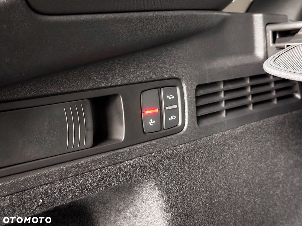 Audi SQ5 Sportback - 14