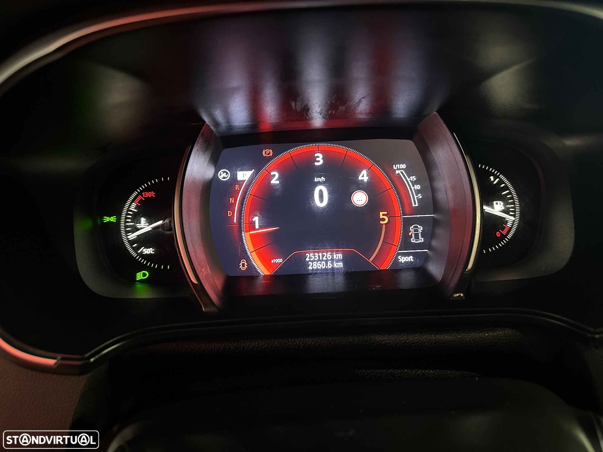Renault Mégane Sport Tourer ENERGY dCi 110 EDC INTENS - 22