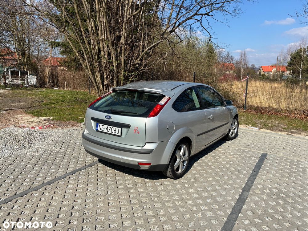 Ford Focus 1.6 16V Ambiente - 7