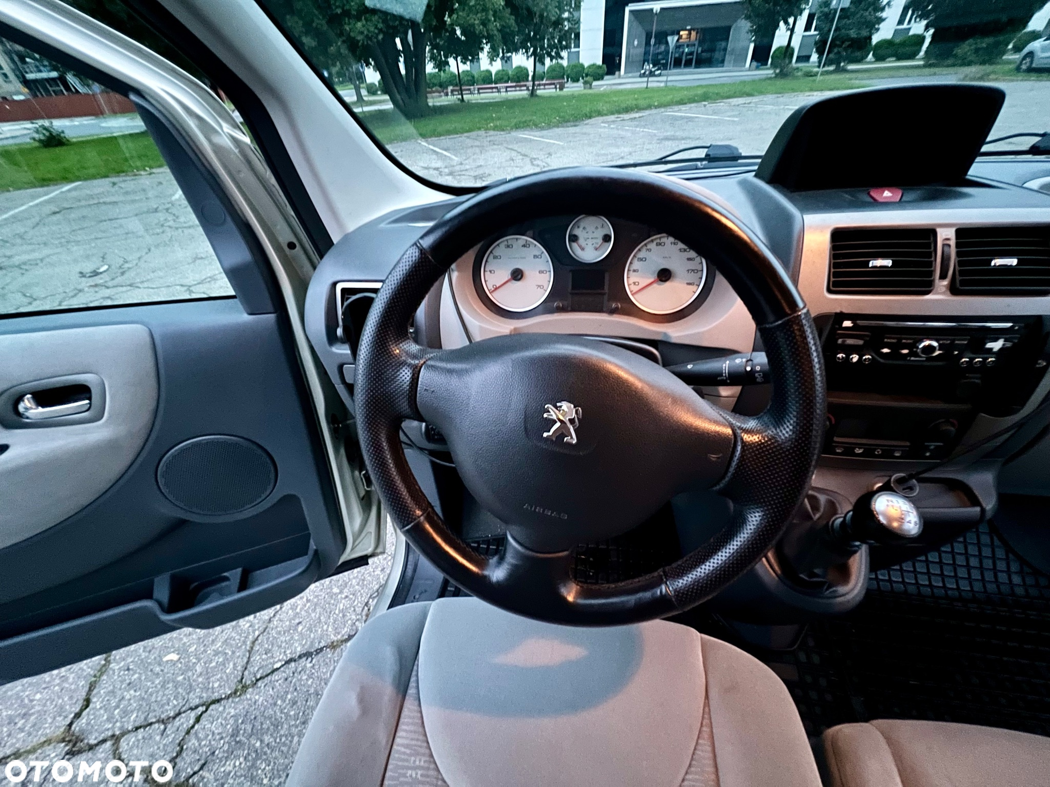 Peugeot Expert - 17