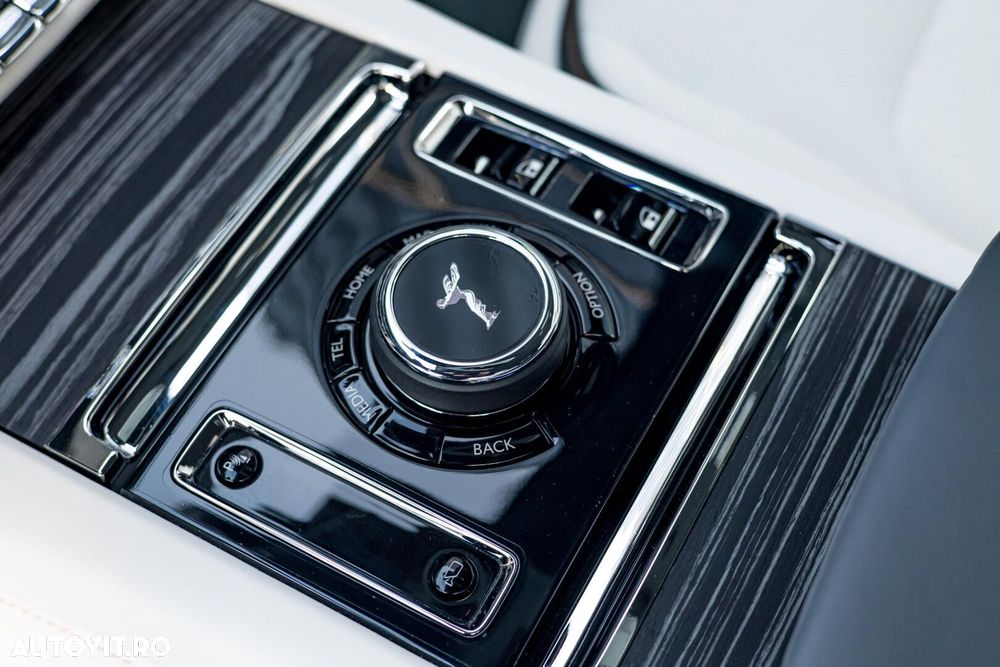 Rolls-Royce Spectre - 22