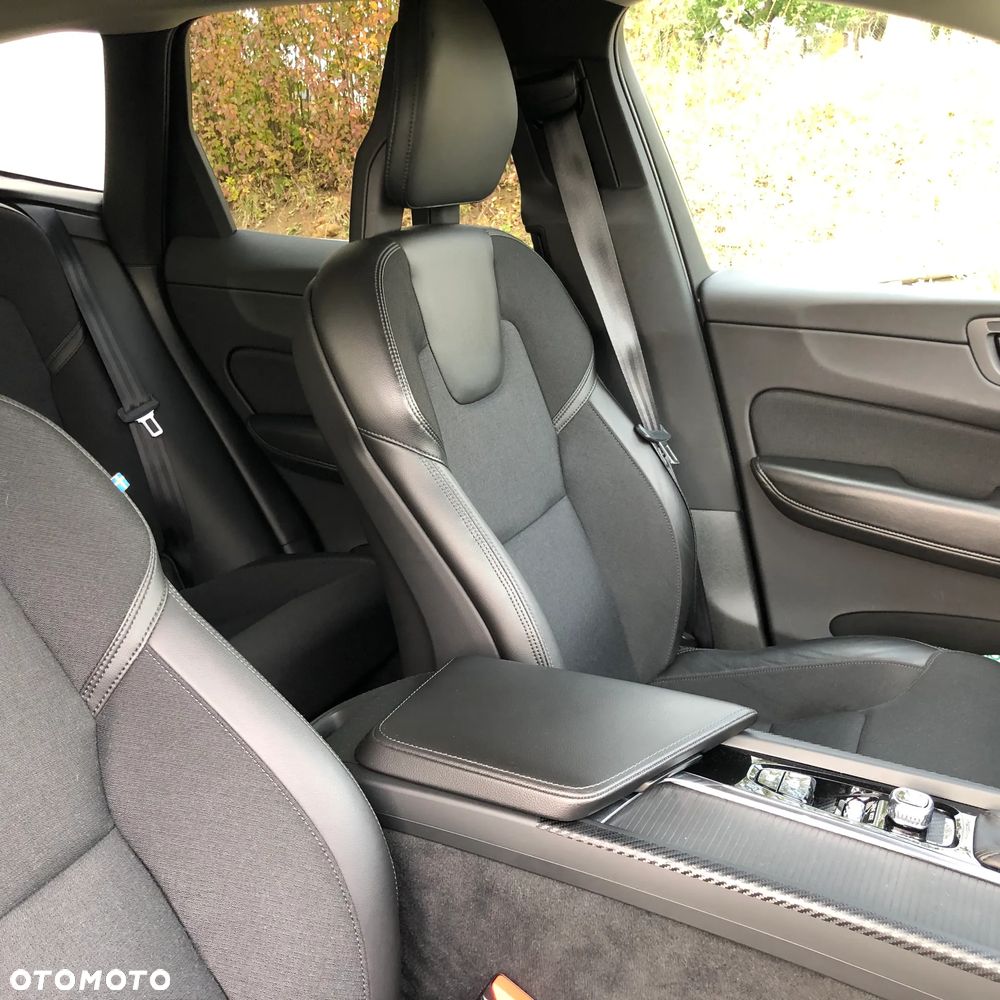 Volvo XC 60 B5 D AWD Geartronic Inscription - 19