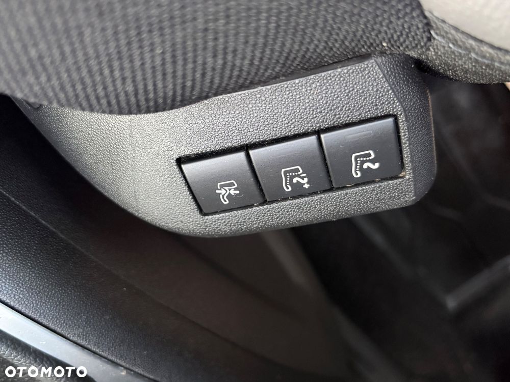 Citroën C4 Picasso 1.2 PureTech Exclusive - 23
