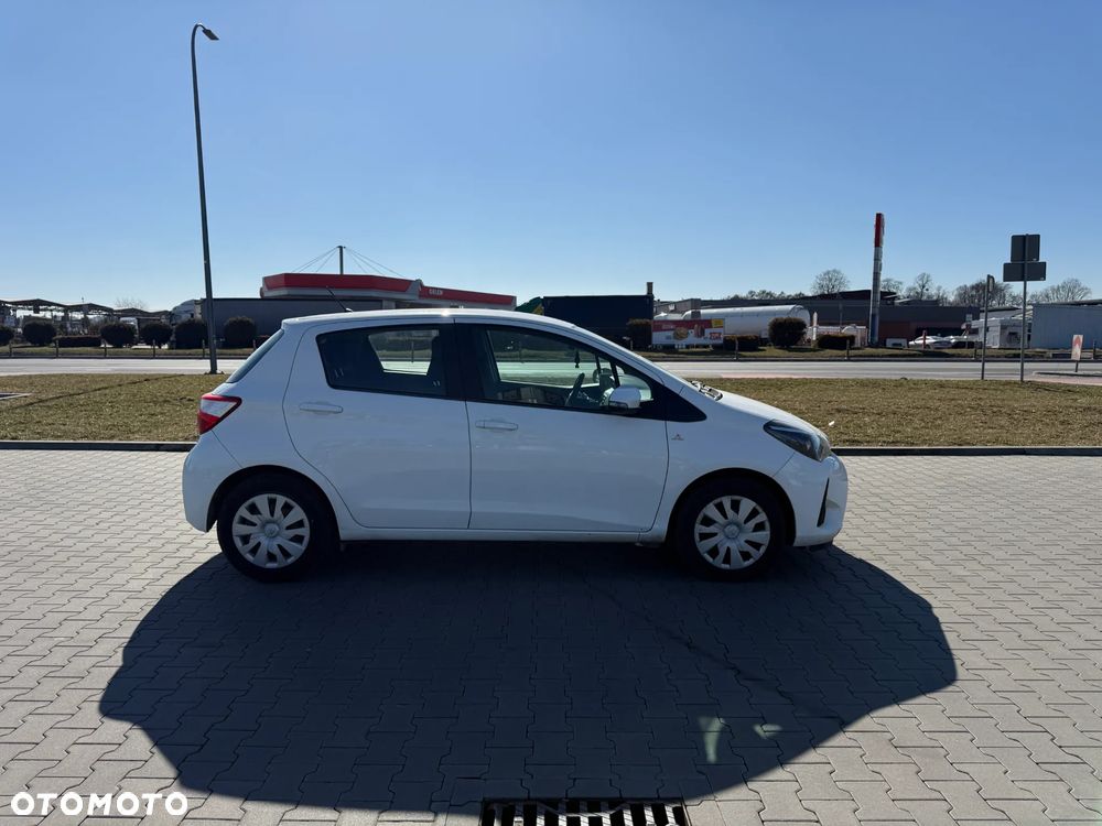 Toyota Yaris 1.5 Active - 4