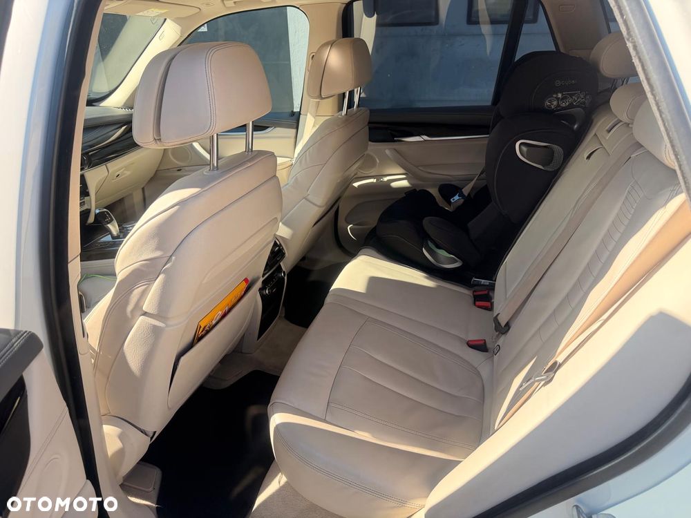 BMW X5 3.5i xDrive - 7