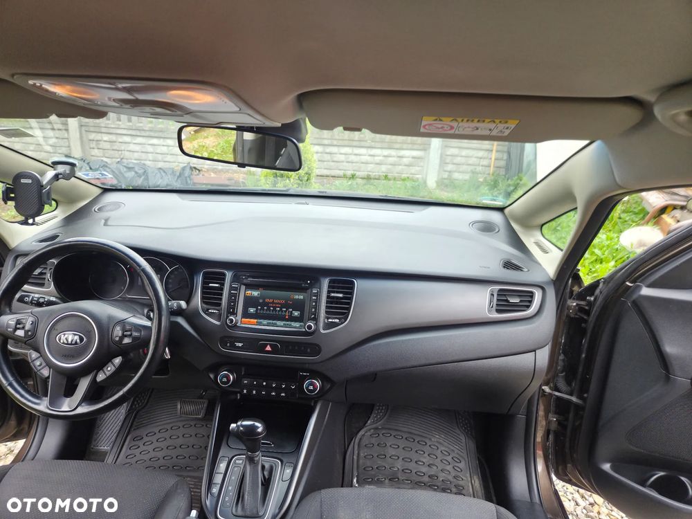 Kia Carens 1.7 CRDi L - 10