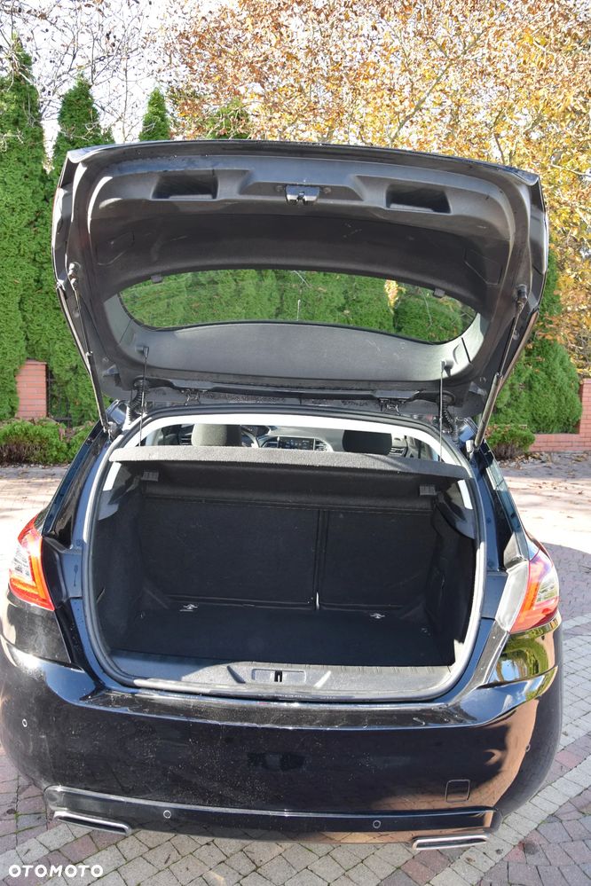 Peugeot 308 1.5 BlueHDi Allure S&S EAT8 - 6