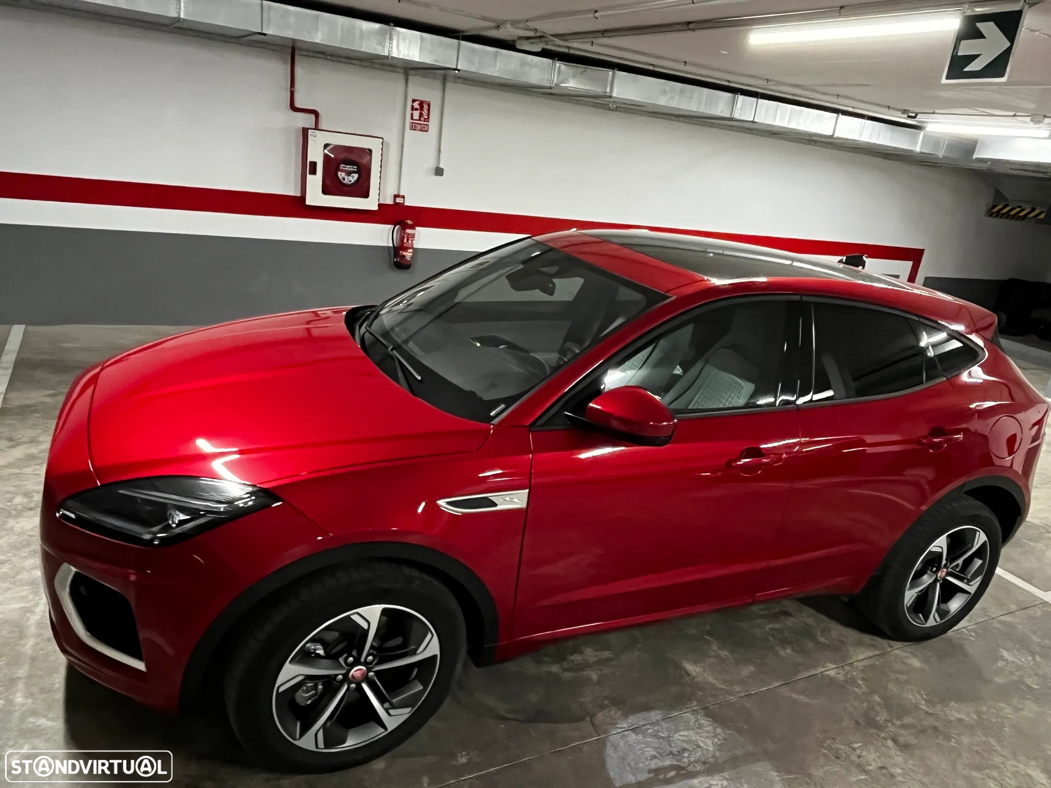 Jaguar E-Pace - 4