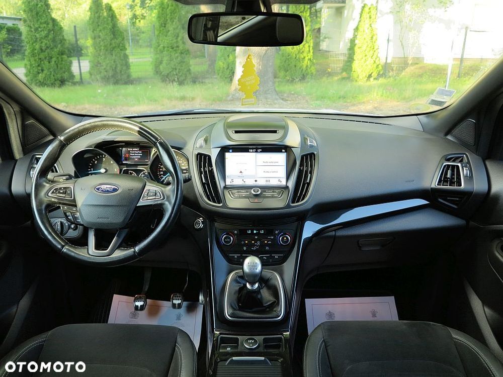 Ford Kuga 2.0 TDCi 4x2 ST-Line - 10
