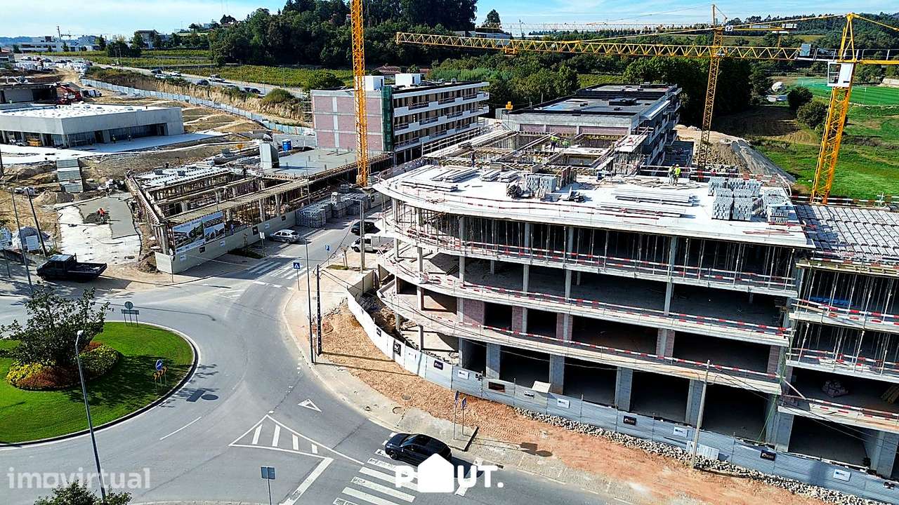 Lousada | Junto Mercadona ) T3 Novos | NEWS| Lugar duplo garagem - Grande imagem: 5/14