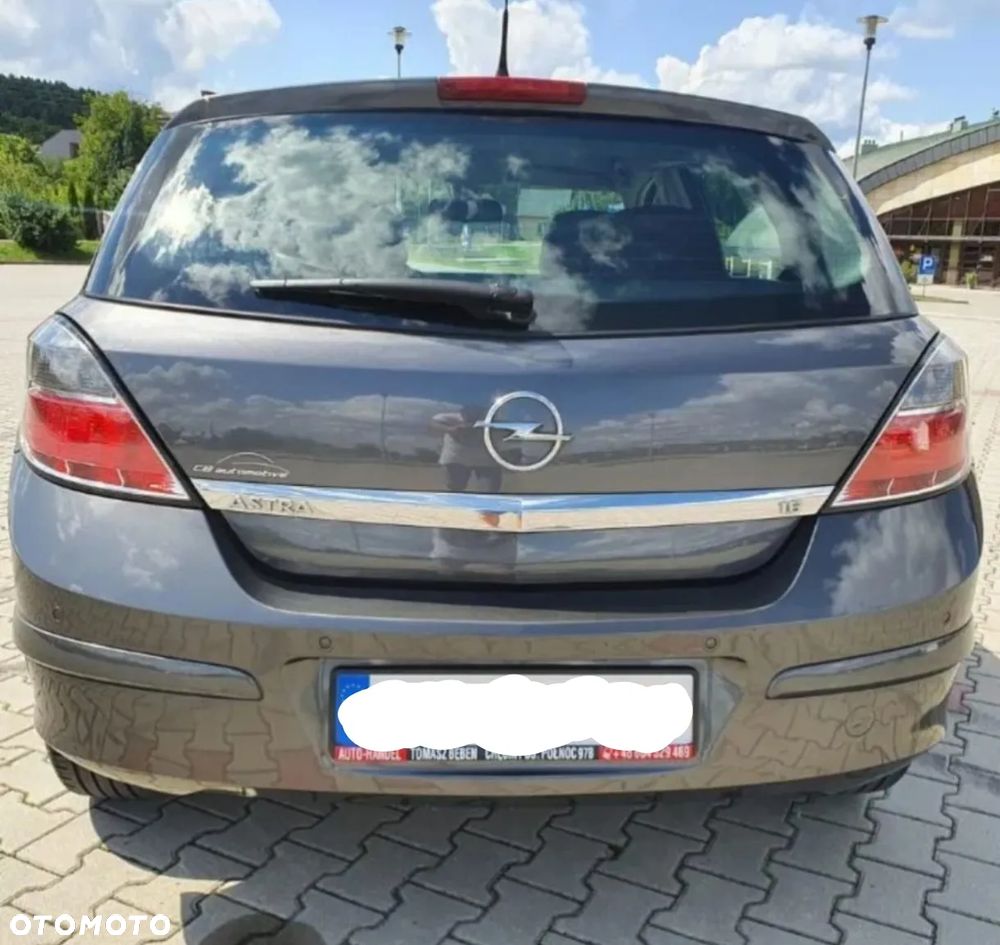 Opel Astra 1.6 Cosmo - 18